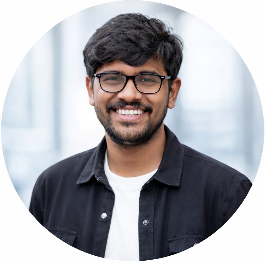 Suraj Gaikwad - Social Media Marketing Head
